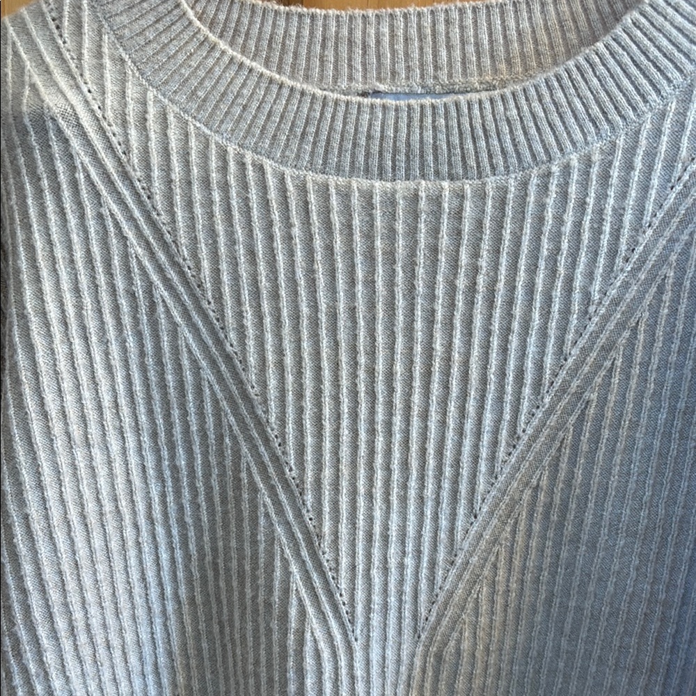 Ruiza Sweater Knit Top - Picture 2 of 9